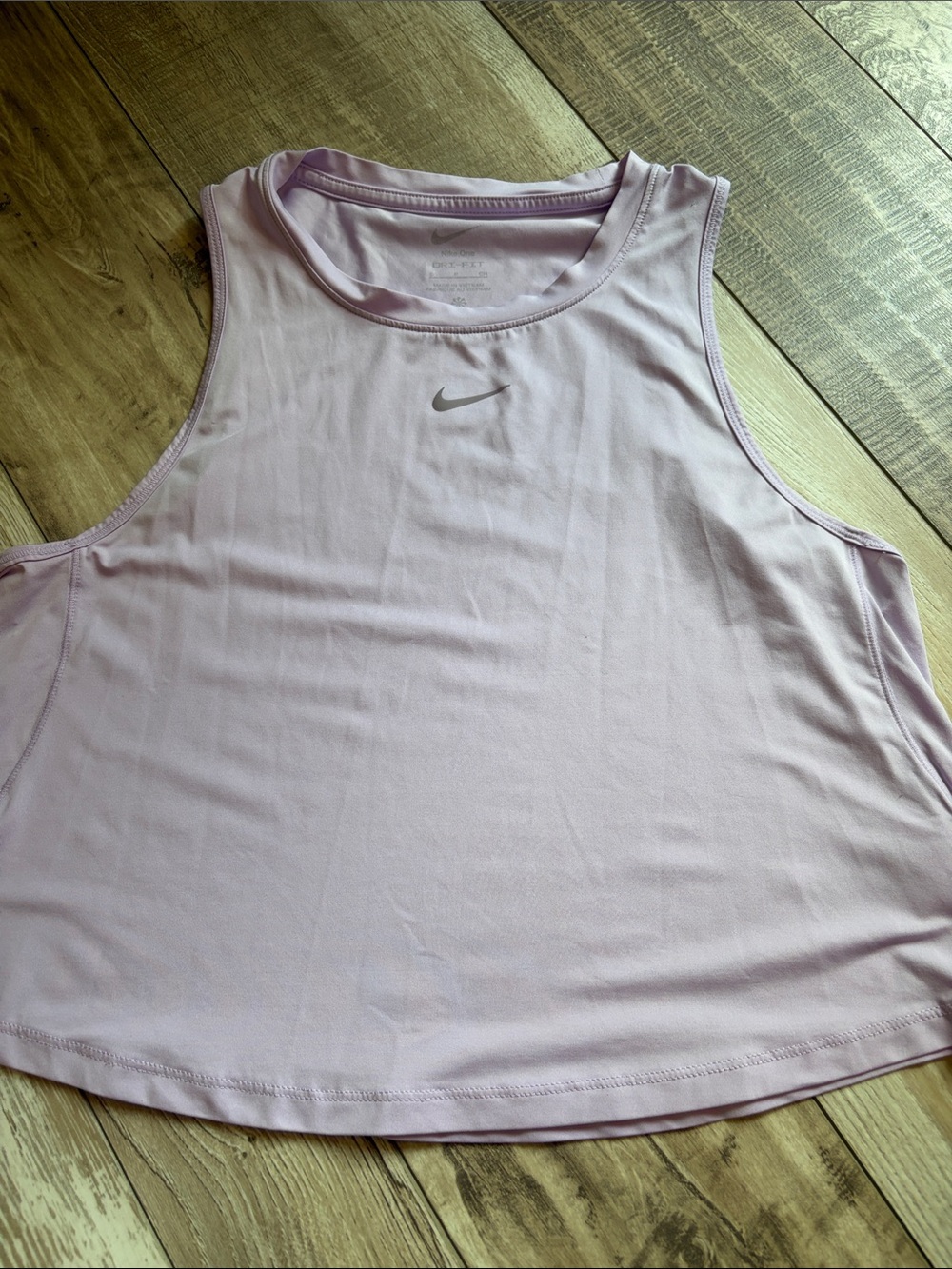 Nike Women’s Light Purple Athletic Tank Top